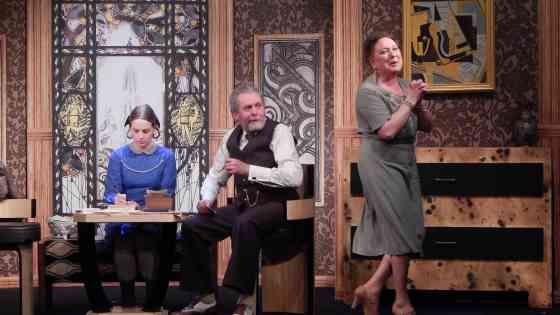 le-bal-theatre-rive-gauche-paris14eme-credit-theatre-rive-gauche-03-web-tous-droits-cedes-1