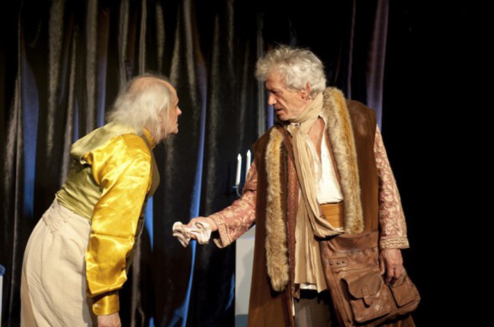 voltaire-rousseau.1710.image.710x0