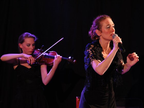 a5e871_3e9815a5165c452cacdbef2b8d7d0b35