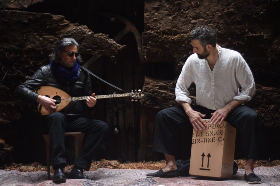 Hovnatan-Avédikian-met-en-scène-Europa-Esperanza-dAziz-Chouaki-à-la-Manufacture-des-Abbesses-Photo Aminita Beye