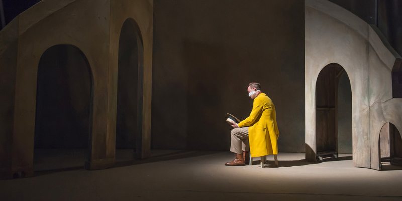 FRA - THEATRE - LE NEZ